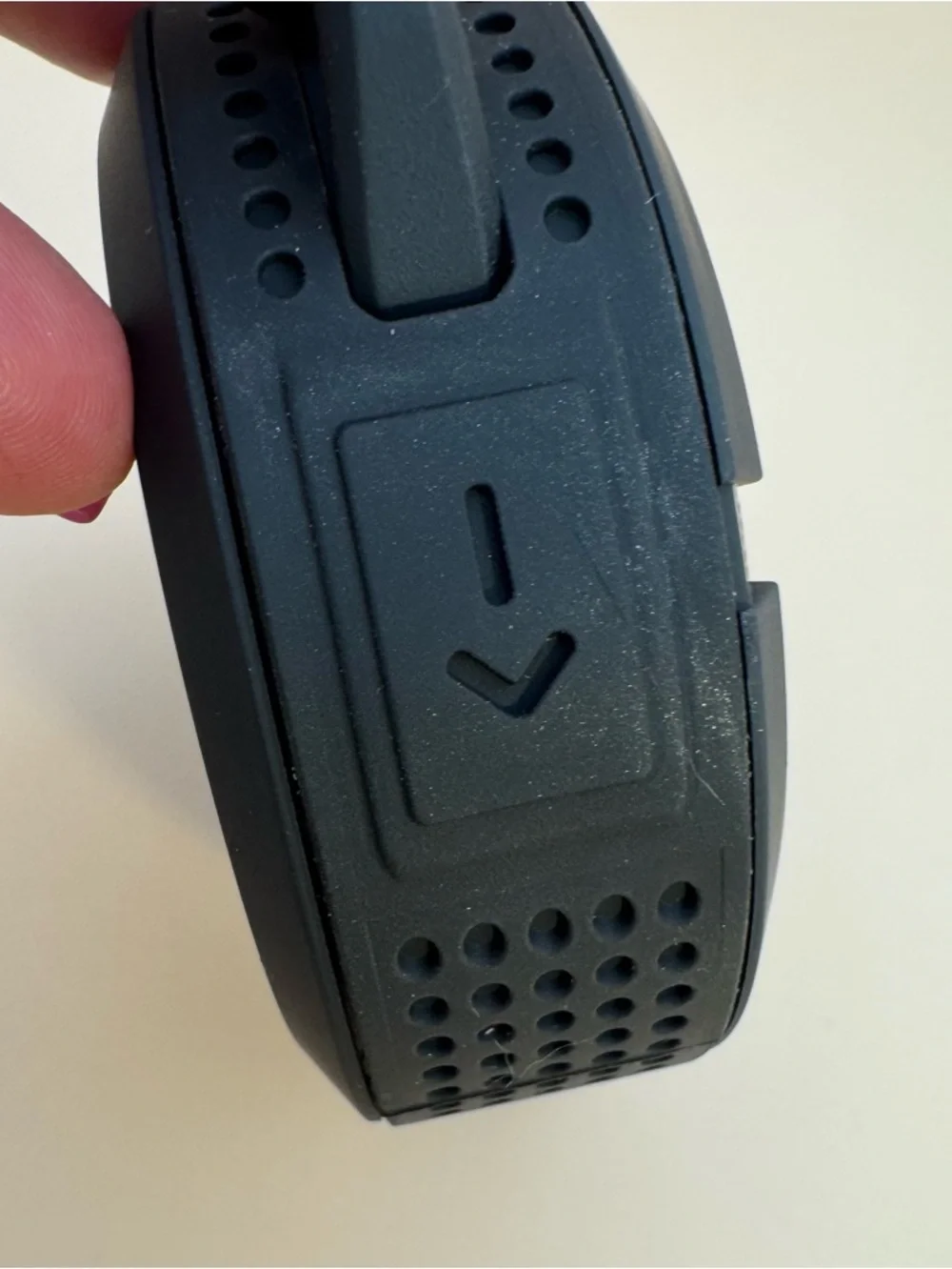 Portable EPEX Central Park Rugged Wireless Bluetooth Speaker Hangs Anywhere - Picture 9 of 16